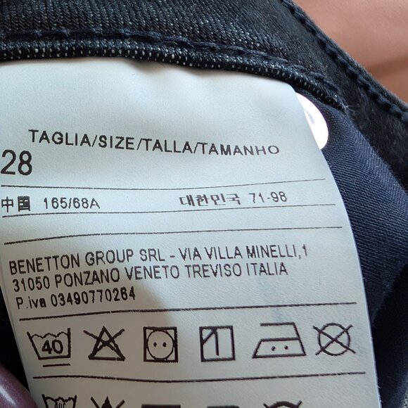 United Colors of Benetton Indigo Jean skirt size 28 Stretch knee length, denim - Picture 7 of 9